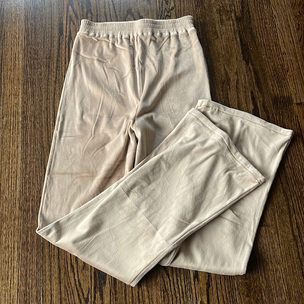 Skims velvet pants